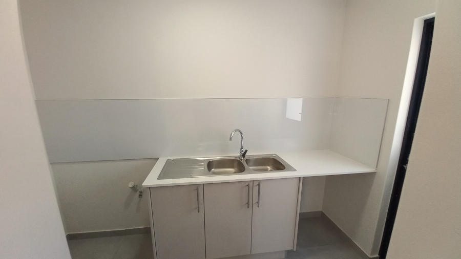 3 Bedroom Property for Sale in Brittania Beach Estate Western Cape